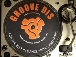 Groove Distribution Logo